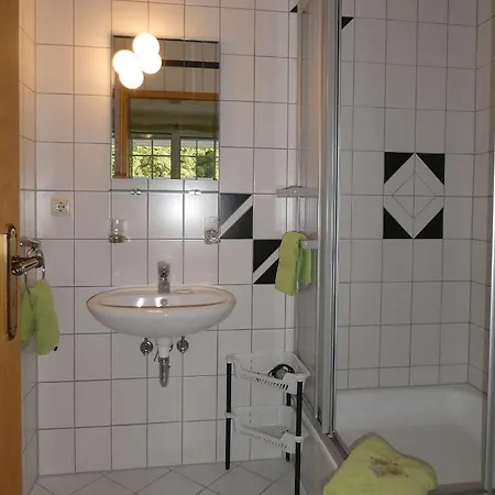 בית הארחה & Gluess