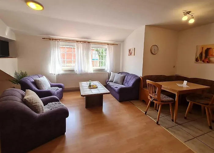 & Gluess Guest house Lunzen
